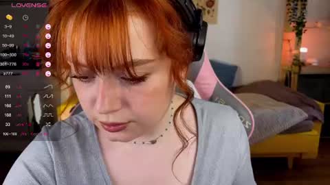 Snapshot of sofy_benson chatting on June 2026 01:48:01 PM Sofy online show from June 2026 01:48:01 PM