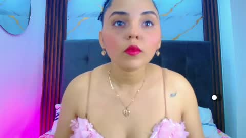 Snapshot of sol__latina chatting on May 2026 12:04:02 PM Sol Latiana online show from May 2026 12:04:02 PM