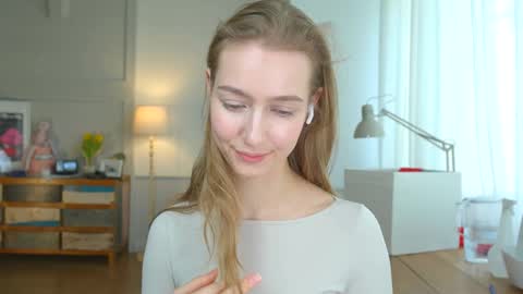 Bella online show from February 2025 02:13:02 PM