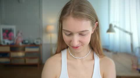 Bella online show from February 2025 11:35:02 AM