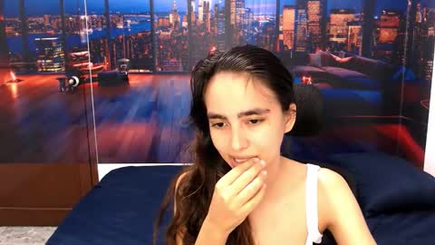 solarboom18 online show from October 2025 07:14:01 PM