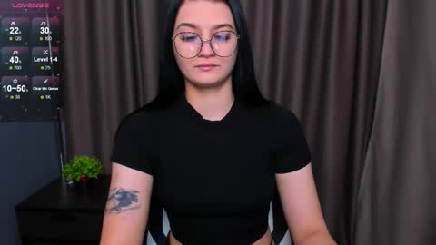 Snapshot of solazolaa chatting on October 2025 01:28:01 AM Sonya online show from October 2025 01:28:01 AM