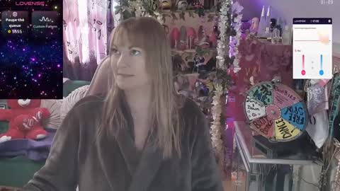 solesticia online show from September 2025 01:21:01 PM