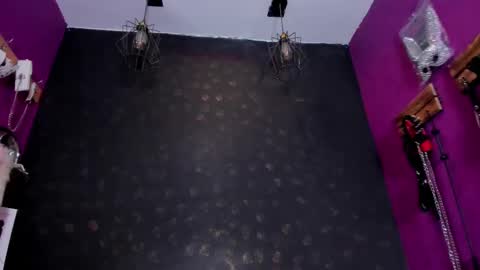 Alexa online show from November 2025 07:10:01 PM