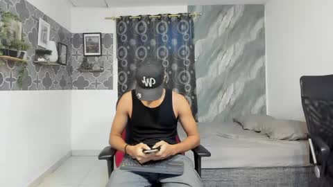 Snapshot of son_hades chatting on May 2026 05:09:01 PM son_hades online show from May 2026 05:09:01 PM