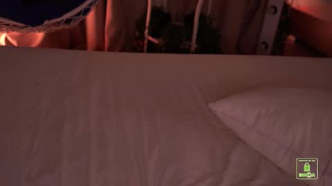 My name isSonya  online show from October 2025 06:50:01 PM