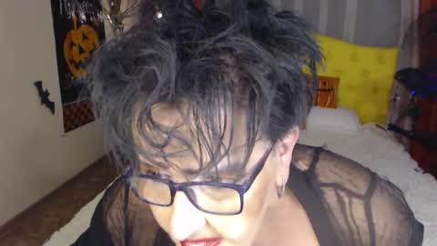 Snapshot of sondrariddle chatting on October 2025 10:41:01 PM sondrariddle online show from October 2025 10:41:01 PM