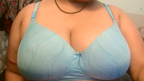 soni88888 online show from February 2025 03:30:02 PM