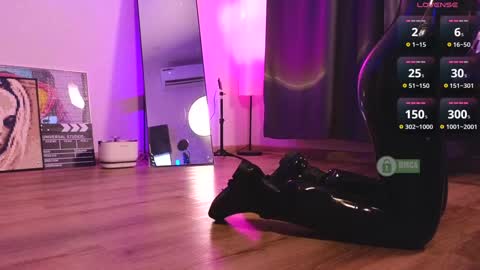 Sonia online show from February 2025 07:11:01 PM