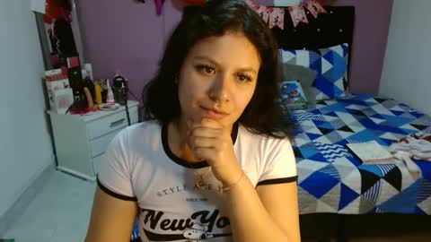 sonialatin69 online show from February 2025 09:06:01 PM