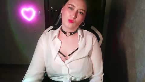 OksiFels online show from September 2025 10:45:02 PM