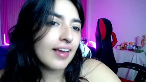 sonic_jess07 online show from May 2026 10:33:02 PM