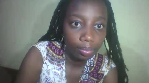 sonnie_is_pretty online show from May 2026 08:28:01 PM