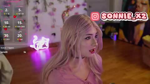 Sonnie online show from April 2026 02:57:01 PM