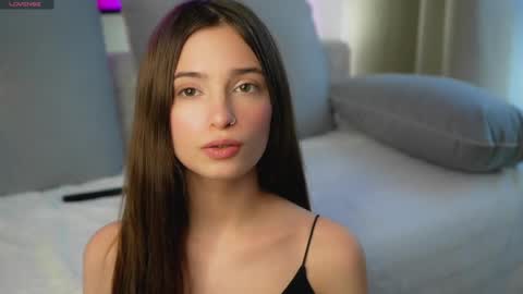 Eva 3 online show from February 2025 01:27:01 PM