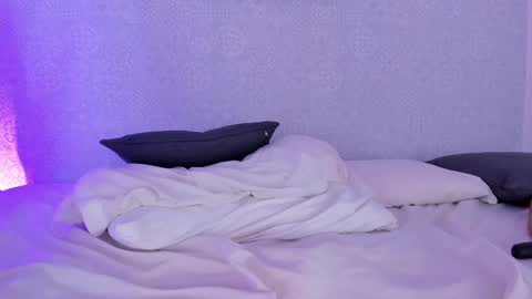 Sophia online show from February 2025 10:52:02 PM