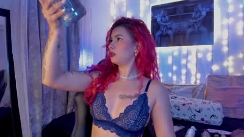 sophie online show from February 2025 06:12:01 AM