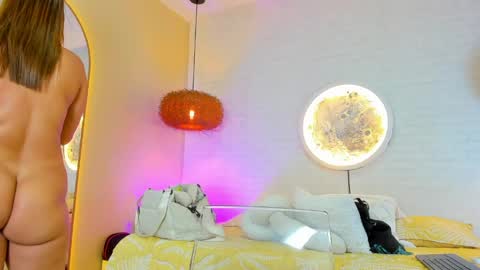 sophi_cooper29 online show from May 2026 07:31:01 PM