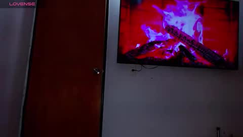 Sophia online show from October 2025 01:00:01 PM