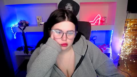 sophia__olsen online show from January 2025 06:34:02 AM