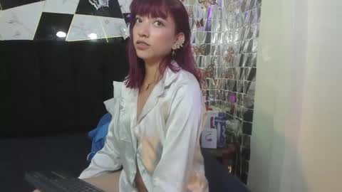 Sophia online show from April 2026 07:45:01 AM