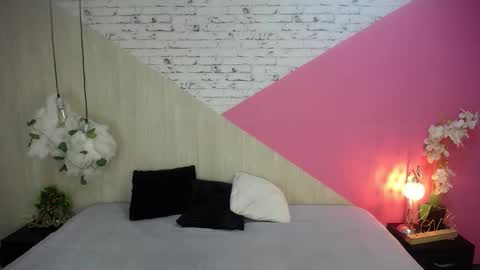 sophia_brunette21 online show from November 2025 11:14:01 AM