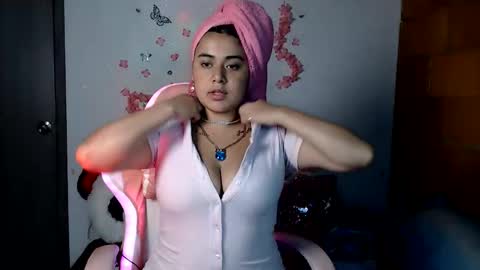 sophia online show from March 2026 01:03:01 AM