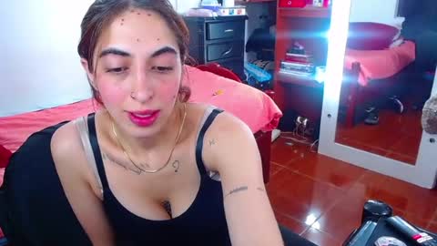 Snapshot of sophia_greey chatting on July 2026 09:21:02 PM sophia_greey online show from July 2026 09:21:02 PM