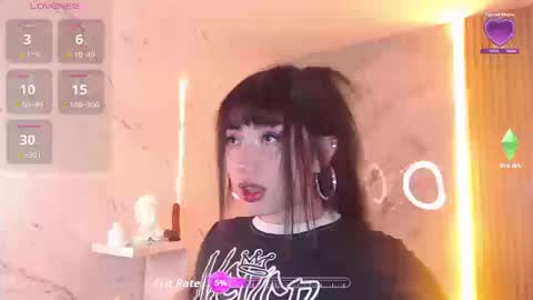 Sophia online show from September 2025 01:10:01 PM