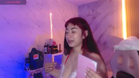 Sophia online show from November 2025 01:11:01 PM