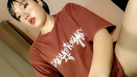 sophia_walker18 online show from June 2026 08:27:02 AM