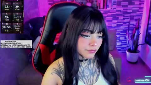 Sophia online show from October 2025 08:51:01 PM