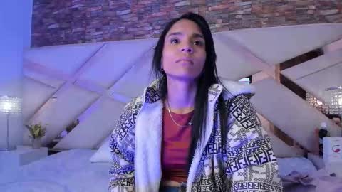 Sophia Paris online show from October 2025 02:54:01 AM