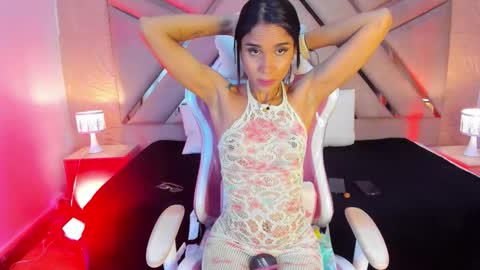 Sophia Paris online show from March 2026 03:13:02 PM