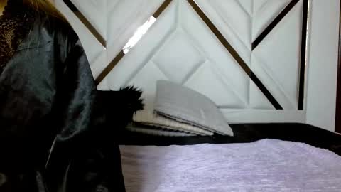 SophiaLee online show from February 2026 01:46:01 AM