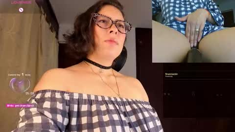 Sophia online show from November 2025 11:06:01 PM