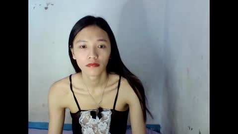 sophialaurel online show from January 2025 04:00:01 PM