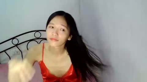sophialaurel online show from December 2025 09:53:01 PM