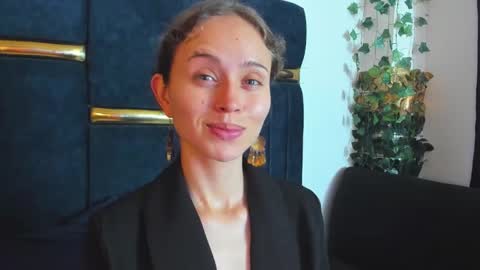 sophiamiller6 online show from March 2026 12:28:01 PM