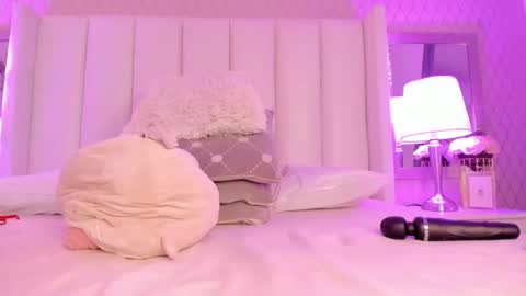 SophiaSmiths online show from February 2025 12:49:02 AM