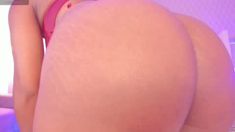 SophiaSmiths online show from October 2025 10:03:02 AM