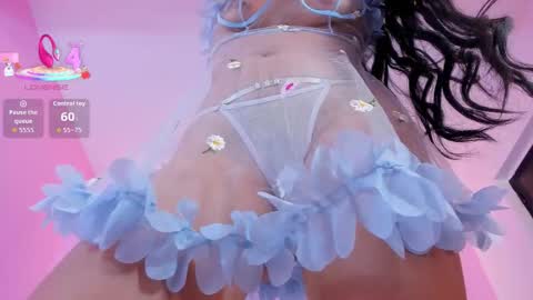 S O P H I A  online show from September 2025 12:27:02 PM