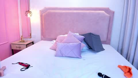 SOPHIA online show from January 2025 04:16:02 PM