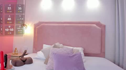 SOPHIA online show from September 2025 01:49:01 PM