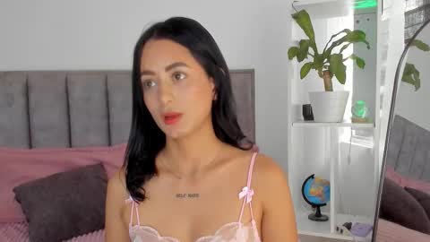  Sophie  online show from September 2025 08:42:01 PM