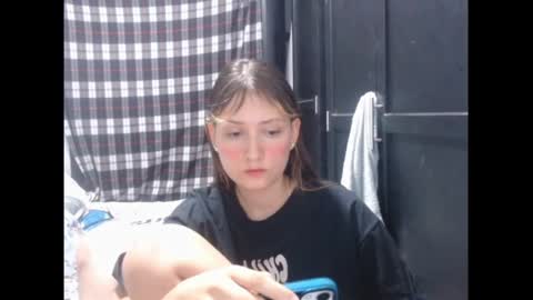 sophie online show from October 2025 11:26:02 PM