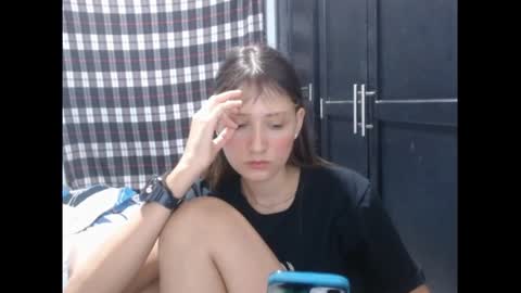 sophie online show from October 2025 12:11:01 AM