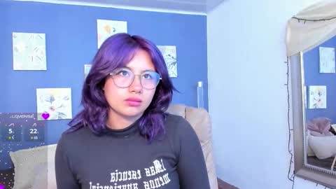 Snapshot of sophie_demoiselle chatting on November 2025 03:07:02 PM online show from November 2025 03:07:02 PM