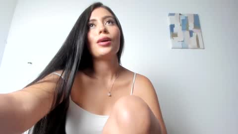 Snapshot of sophie_foxxx chatting on January 2025 11:38:01 PM Sophie online show from January 2025 11:38:01 PM