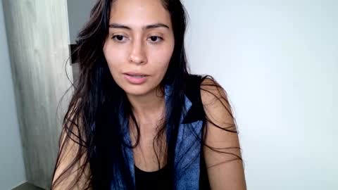 Snapshot of sophie_foxxx chatting on February 2025 10:23:02 PM Sophie online show from February 2025 10:23:02 PM